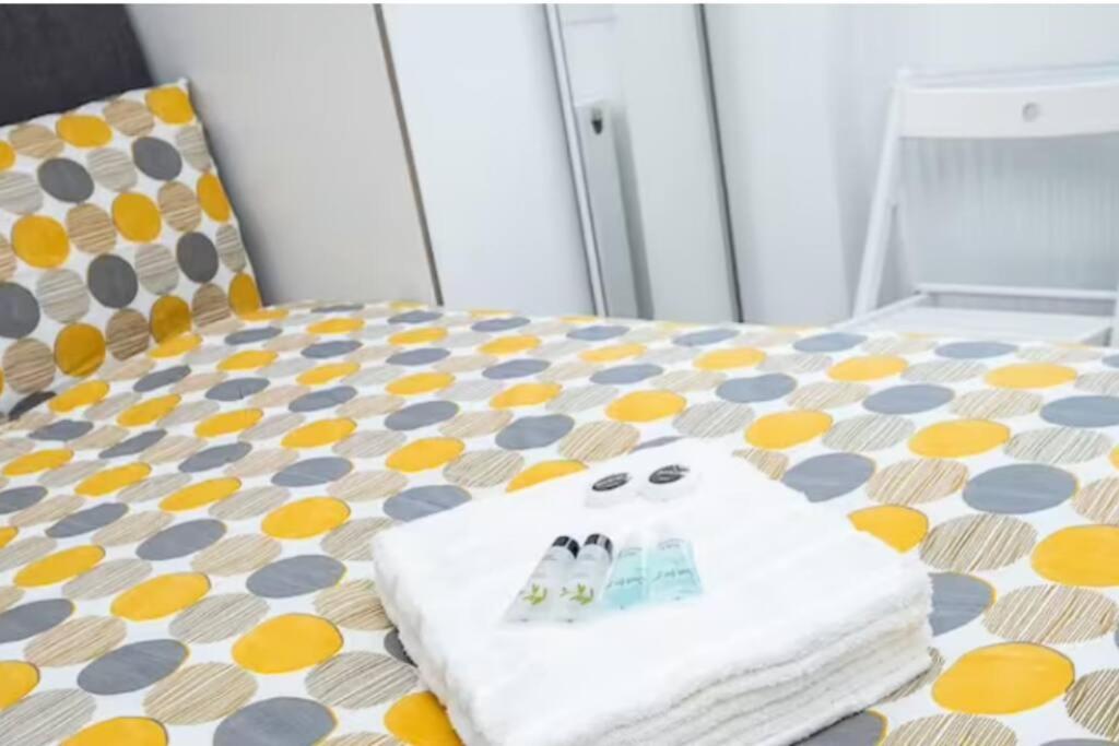 Great Location Service And Stay Double Ensuite Room With Shared Kitchen- 5Mins Walk From Tufnell Park Лондон Екстер'єр фото